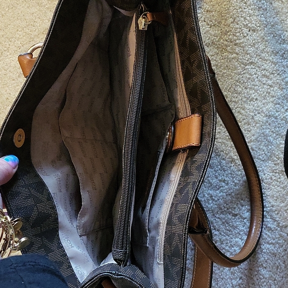 MICHAEL by Michael Kors Hamilton Tote - Picture 2 of 3